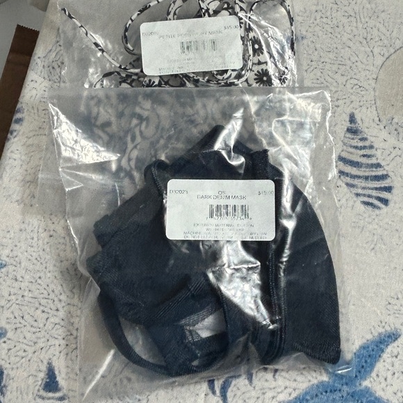 Brighton Face Masks Cloth Lot of 2 NWT - Picture 10 of 10